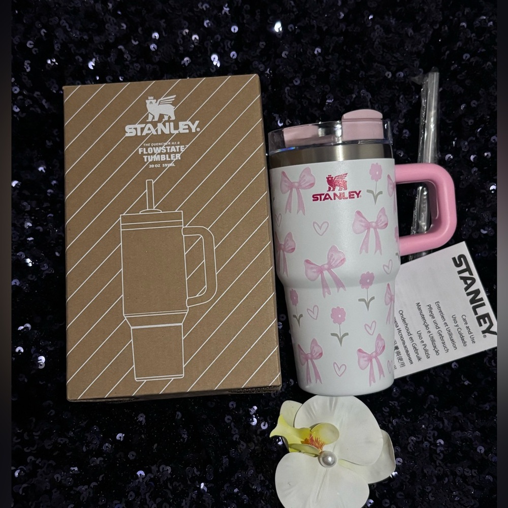 Stanley White and Pink Bow Tumbler